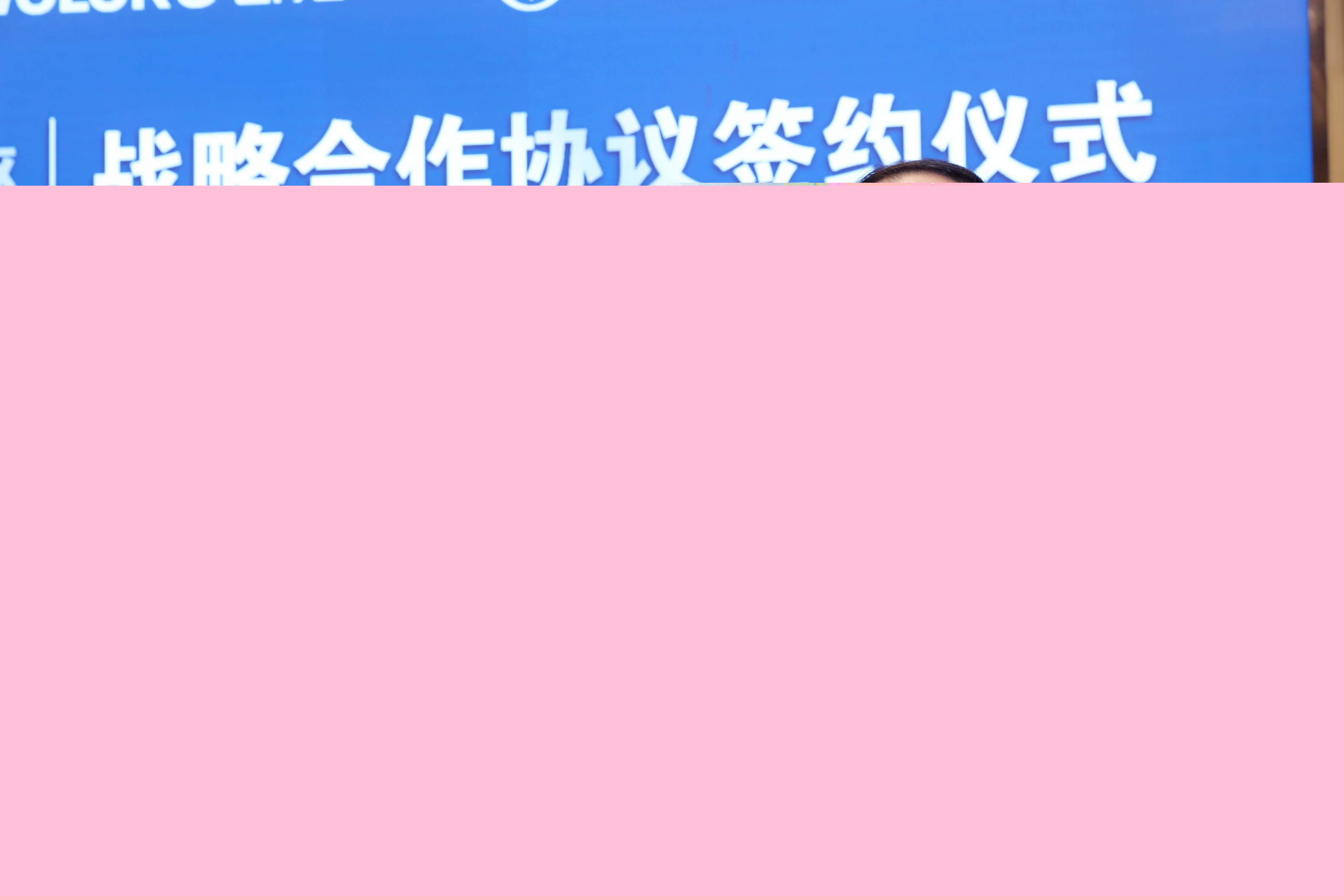 15997889028298247F1E.jpg